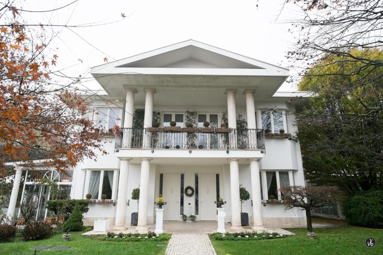 Villa Patrizia Magnago Extérieur photo